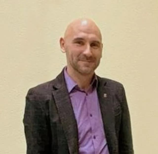 Андрей Владимирович